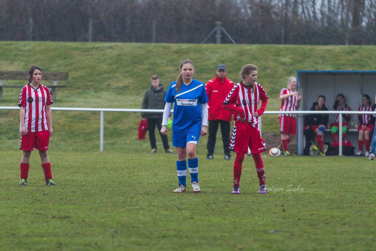 Bild 103 - C-Juniorinnen FSG-BraWie 08 - TuS Tensfeld : Ergebnis: 0:8